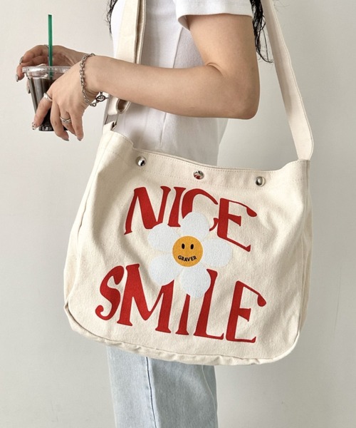 GRAVER OF ANAHEIM(グレイバーオブアナハイム)の「【日本未発売】GRAVER(グレーバー)/別注 A4対応 プリント コットン アジャスターベルト キャンバスショルダーバッグ(ショルダーバッグ・レディース・その他1/その他2/その他3/その他5/その他4/その他7/その他9/その他6/その他8/その他10・FREE)」の6枚目の写真