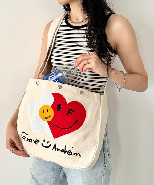 GRAVER OF ANAHEIM(グレイバーオブアナハイム)の「【日本未発売】GRAVER(グレーバー)/別注 A4対応 プリント コットン アジャスターベルト キャンバスショルダーバッグ(ショルダーバッグ・レディース・その他1/その他2/その他3/その他5/その他4/その他7/その他9/その他6/その他8/その他10・FREE)」の16枚目の写真