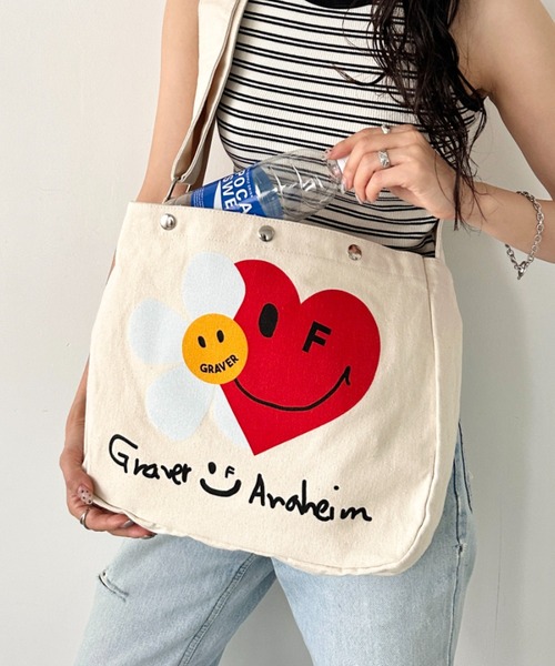 GRAVER OF ANAHEIM(グレイバーオブアナハイム)の「【日本未発売】GRAVER(グレーバー)/別注 A4対応 プリント コットン アジャスターベルト キャンバスショルダーバッグ(ショルダーバッグ・レディース・その他1/その他2/その他3/その他5/その他4/その他7/その他9/その他6/その他8/その他10・FREE)」の17枚目の写真