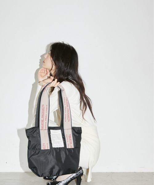 THEATRE PRODUCTS(シアタープロダクツ)の「マルチポケットMISSISSIPPI Msize/ジャガードテープ バッグ/内ポケット3つ付き/パソコン13インチ・500mlペットボトル収納可能(トートバッグ・レディース・ブラック/グレー/ベージュ・FREE)」の17枚目の写真