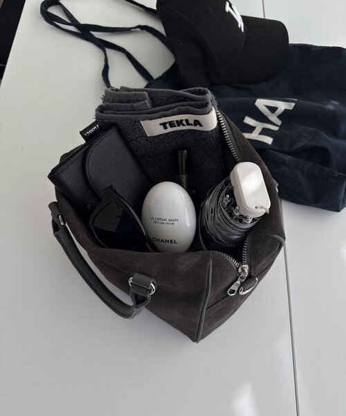 russet（ラシット）の「スエード2WAYミニボストンバッグ（ボストンバッグ・レディース・グレー/ダークブラウン/ブラウン・FREE）」の17枚目の写真