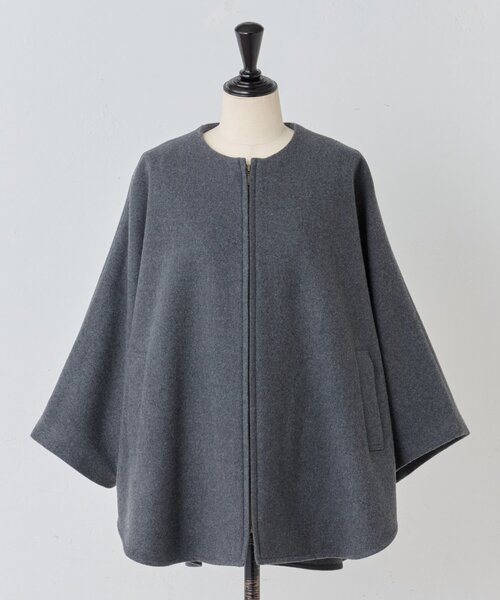 【ねこ】BEARDSLEY　新品　タグ付き　ウールポンチョコート　グレー セール】ウールポンチョコート（その他アウター）｜BEARDSLEY