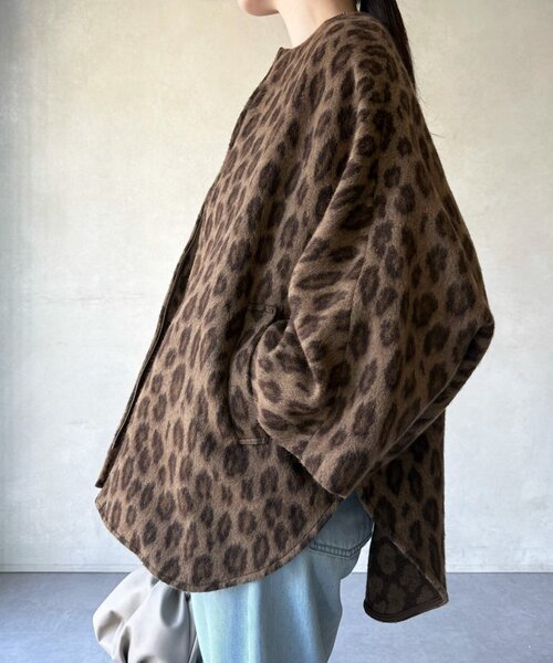 ❗️新品未使用❗️ビアズリー  BEARDSLEY フードポンチョコート　黒 BEARDSLEY ポンチョ 中綿BIGポンチョコート レディース