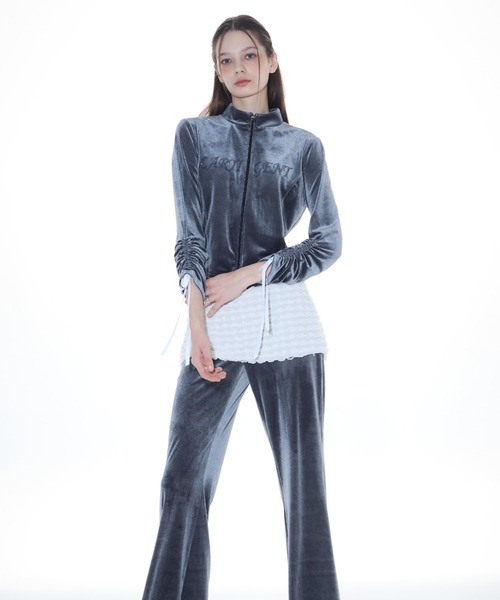 LARTIGENT(ラーティゼン)の「L14 VELVET ZIP-UP(パーカー・レディース・チャコール/ブラック・FREE)」の6枚目の写真
