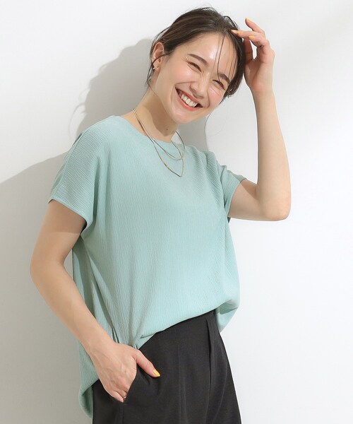 SHOO・LA・RUE（シューラルー）の「【S-LL】ブラウス見えする 軽やかな着心地の しぼしぼトップス（Tシャツ/カットソー・レディース・マスタード/ブラウン系その他/アイボリー/ライトブルー/ブラック・04/03/02/01）」の19枚目の写真