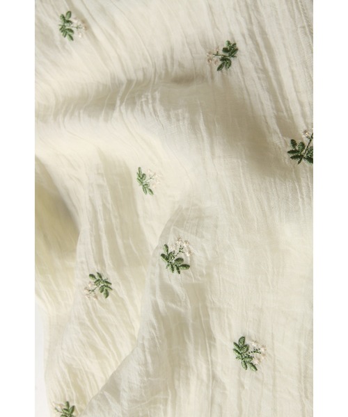 &. NOSTALGIA（アンドドットノスタルジア）の「【ZOZO限定】小花柄刺繍ルーズパンツ（その他パンツ・レディース・ブラック/アイボリー・FREE）」の9枚目の写真