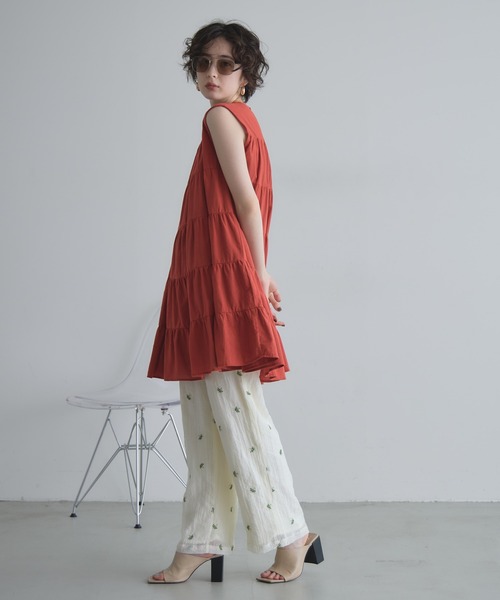 &. NOSTALGIA（アンドドットノスタルジア）の「【ZOZO限定】小花柄刺繍ルーズパンツ（その他パンツ・レディース・ブラック/アイボリー・FREE）」の14枚目の写真