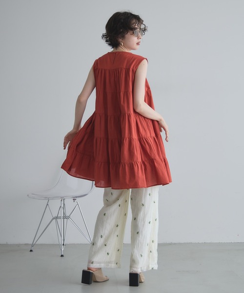 &. NOSTALGIA（アンドドットノスタルジア）の「【ZOZO限定】小花柄刺繍ルーズパンツ（その他パンツ・レディース・ブラック/アイボリー・FREE）」の15枚目の写真