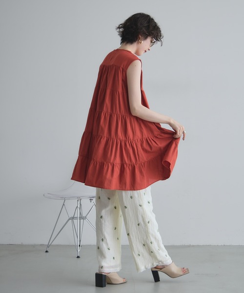 &. NOSTALGIA（アンドドットノスタルジア）の「【ZOZO限定】小花柄刺繍ルーズパンツ（その他パンツ・レディース・ブラック/アイボリー・FREE）」の16枚目の写真