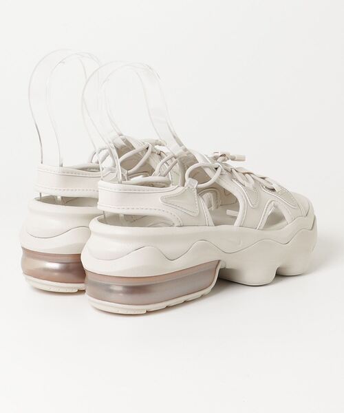 NIKE(ナイキ)の「NIKE/ナイキ WS エアマックス ココサンダルSE(サンダル・レディース・アイボリー・22cm/23cm/24cm/25cm)」の3枚目の写真