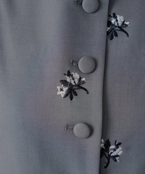 Chico チコ 刺繍入りデニムセットアップ ブラック Chico チコ 刺繍入りデニムセットアップ ブラック Chico チコ