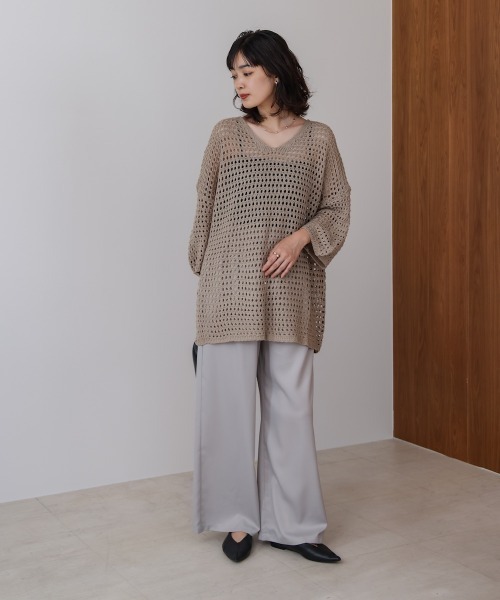 Bou Jeloud(ブージュルード)の「Vネックメッシュニット(Tシャツ/カットソー・レディース・ブラック/グレー/ブラウン・FREE)」の15枚目の写真