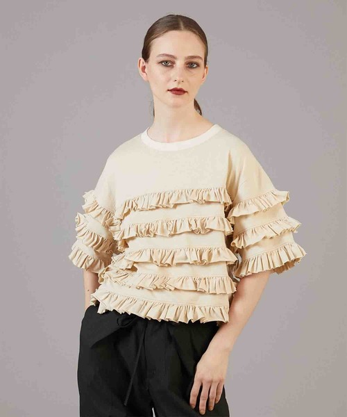 crinkle crinkle crinkle（クリンクルクリンクルクリンクル）の「【crinkle crinkle crinkle】frill cutsew/フリルカットソー（Tシャツ/カットソー・レディース・ベージュ/ネイビー・FREE）」の6枚目の写真