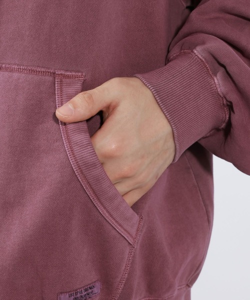 BAYFLOW（ベイフロー）の「ヴィンテージライクジップパーカー（パーカー・メンズ・チャコールグレー/エンジ・LARGE/MEDIUM）」の13枚目の写真