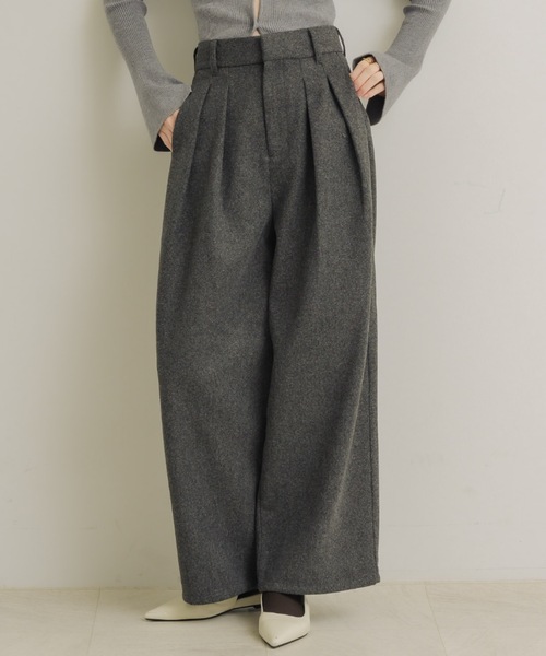 NEUNA（ヌナ）の「ウールライクタックワイドパンツ（スラックス・レディース・ブラック/ブラウン/チャコールグレー・FREE）」の3枚目の写真