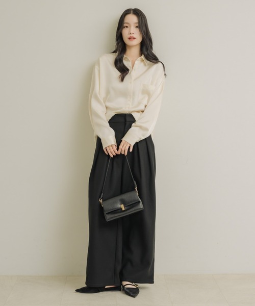 NEUNA（ヌナ）の「ウールライクタックワイドパンツ（スラックス・レディース・ブラック/ブラウン/チャコールグレー・FREE）」の16枚目の写真