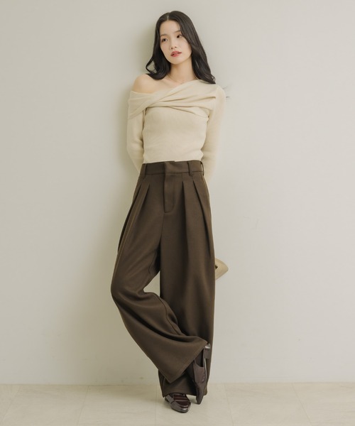 NEUNA（ヌナ）の「ウールライクタックワイドパンツ（スラックス・レディース・ブラック/ブラウン/チャコールグレー・FREE）」の4枚目の写真