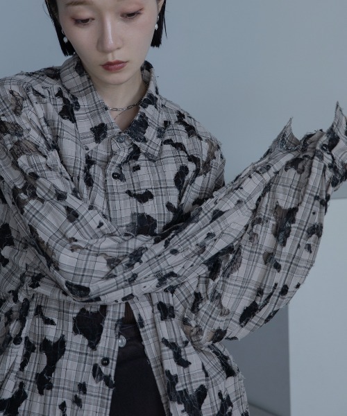 VACANCY(ヴァカンシー)の「レースダメージチェックオーバーシャツ/ユニセックス/リバーシブル(シャツ/ブラウス・レディース・ブラック/ベージュ・FREE)」の7枚目の写真