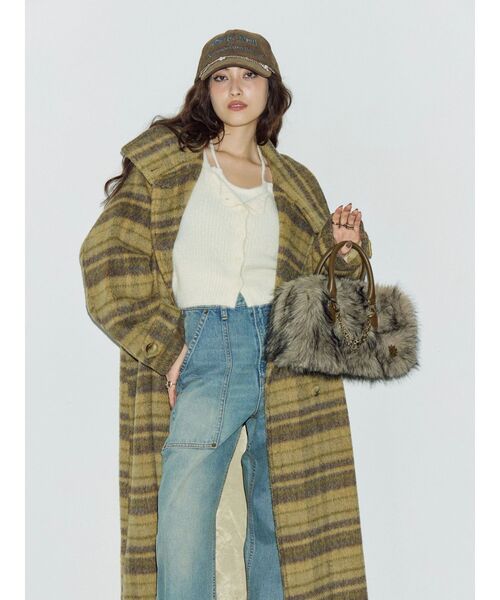 EVRIS（エヴリス）の「フェイクファーボストンBAG（ボストンバッグ・レディース・ブラック/ピンク/ブラウン・FREE）」の6枚目の写真