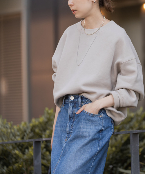 Noble（ノーブル）の「ナッピングオーバーニュアンススウェット（スウェット・レディース・チャコールグレー/ベージュ・FREE）」の14枚目の写真