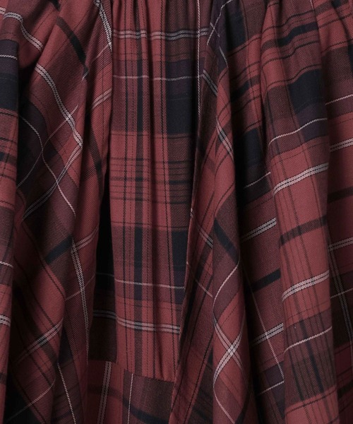 JEANASIS（ジーナシス）の「イレヘムレイヤードチェックスカート/592867（スカート・レディース・レッド系その他/ブルー系その他/ブラウン系その他・FREE）」の11枚目の写真