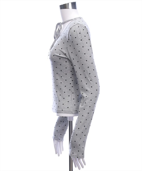 clear（クリア）の「フロントリボンドットプリントカットソー［韓国ファッション レイヤード］≪AW新作≫（Tシャツ/カットソー・レディース・グレー/ブラック/オフホワイト・F）」の8枚目の写真