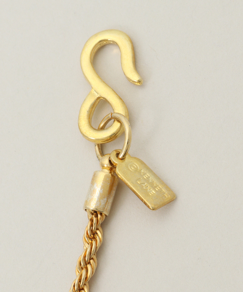 Kenneth Jay Lane(ネスジェイレーン)の「【Kenneth Jay Lane/ケネス ジェイ レーン】 strawberry pendant ネックレス(ネックレス・レディース・ゴールド・FREE)」の5枚目の写真