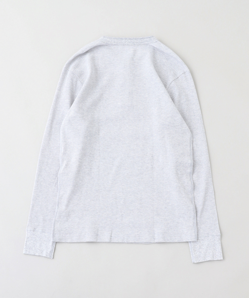HANES(ヘインズ)の「HANES / ヘインズ ヘンリーネックL/S(Tシャツ/カットソー・メンズ・ホワイト/チャコールグレー/ブラック・MEDIUM/LARGE/X-LARGE)」の5枚目の写真