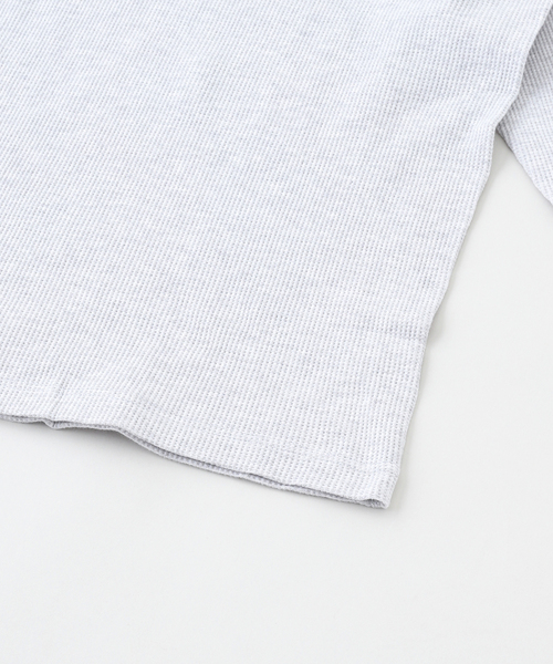 HANES(ヘインズ)の「HANES / ヘインズ ヘンリーネックL/S(Tシャツ/カットソー・メンズ・ホワイト/チャコールグレー/ブラック・MEDIUM/LARGE/X-LARGE)」の9枚目の写真