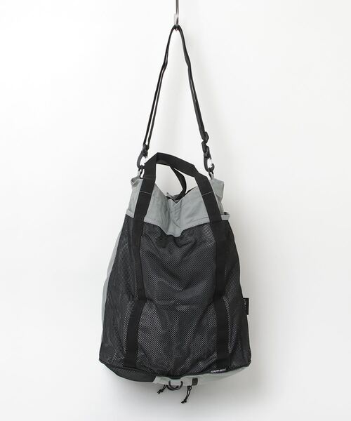 Gramicci（グラミチ）の「『GRAMICCI』NYLON PACKABLE TOTE（トートバッグ・メンズ・ブラック/グレー・FREE）」の2枚目の写真