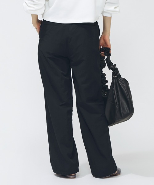 NEW BALANCE（ニューバランス）の「【アルペン限定】 ニューバランス New Balance THE CITY ウーブンパラシュートパンツ（その他パンツ・レディース・ブラック/アイボリー・S/M/L）」の8枚目の写真