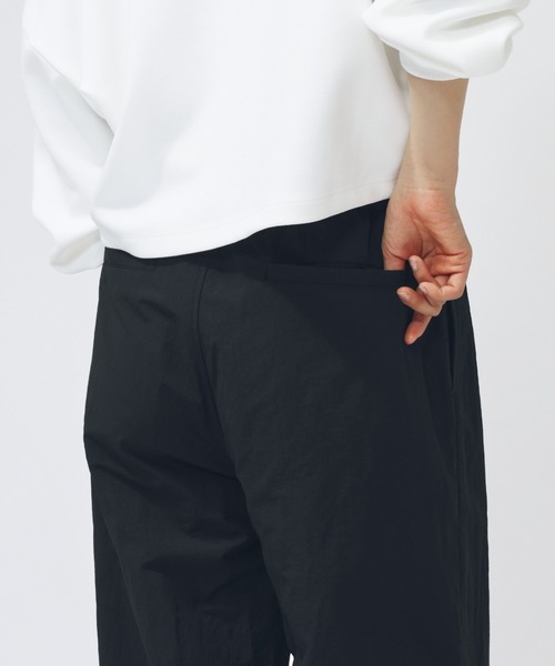 NEW BALANCE（ニューバランス）の「【アルペン限定】 ニューバランス New Balance THE CITY ウーブンパラシュートパンツ（その他パンツ・レディース・ブラック/アイボリー・S/M/L）」の10枚目の写真