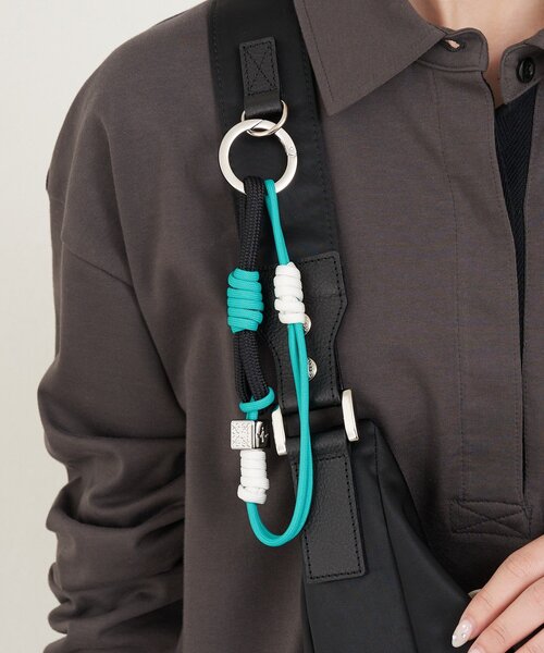 russet（ラシット）の「【再値下げ】パラコードバッグチャーム（チャーム・レディース・グリーン/ブラック・FREE）」の7枚目の写真