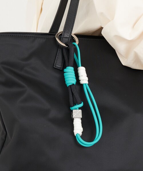 russet（ラシット）の「【再値下げ】パラコードバッグチャーム（チャーム・レディース・グリーン/ブラック・FREE）」の8枚目の写真