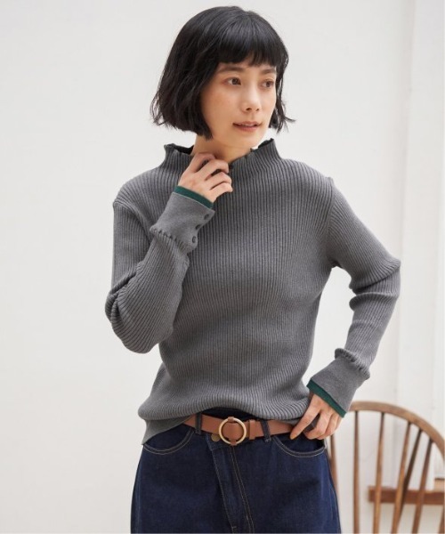 LBC（エルビーシー）の「【着やせ効果抜群】袖配色レイヤーリブニット（ニット/セーター・レディース・ホワイト/ワイン/ブラック/グリーン/杢グレー・M/L）」の13枚目の写真