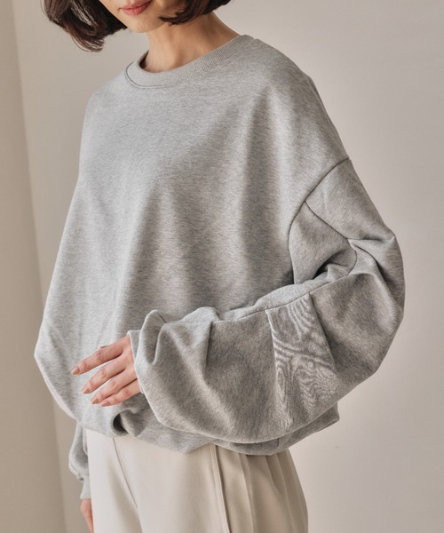 aquagarage(アクアガレージ)の「袖タックバルーントップス(Tシャツ/カットソー・レディース・ブラック/グレー・M)」の1枚目の写真