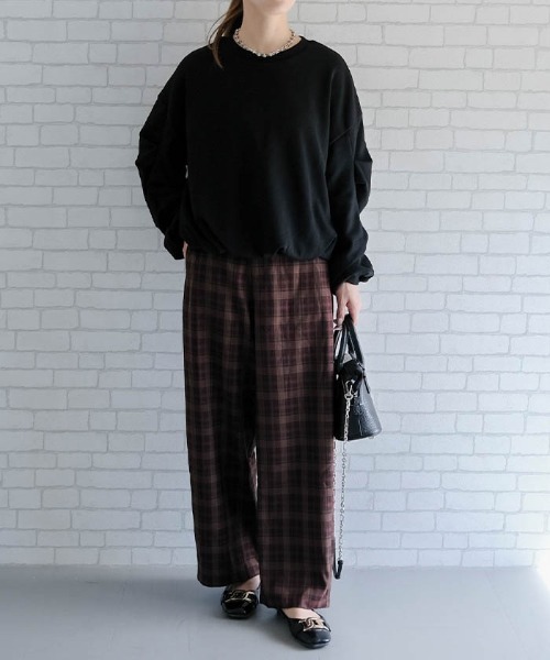 aquagarage(アクアガレージ)の「袖タックバルーントップス(Tシャツ/カットソー・レディース・ブラック/グレー・M)」の17枚目の写真
