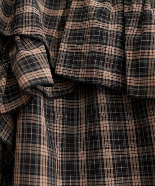 natural couture（ナチュラルクチュール）の「【WEB限定】クロスフリルデザインブラウス（シャツ/ブラウス・レディース・その他2/その他1/モカ/オフホワイト/ブラック・FREE）」の21枚目の写真