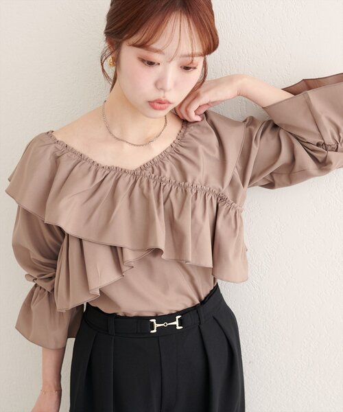 natural couture（ナチュラルクチュール）の「【WEB限定】クロスフリルデザインブラウス（シャツ/ブラウス・レディース・その他2/その他1/モカ/オフホワイト/ブラック・FREE）」の10枚目の写真