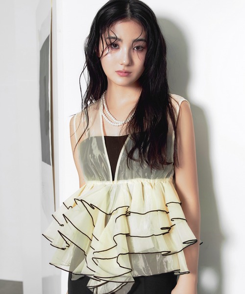 darial(ダリアル)の「【darial】体型カバーしながら華やかさをプラス / sheer volume top dress シアー ボリューム トップ ドレス 入園式 入学式 卒園式 卒業式 お呼ばれ 結婚式 二次会 成人式 同窓会 セレモニードレス パーティドレス オケージョンドレス(ドレス・レディース・ブラック/アイボリー/ブルー・S/M)」の2枚目の写真