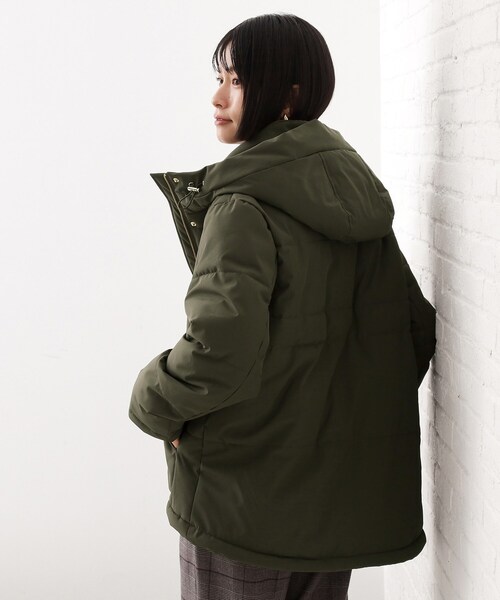 THE SHOP TK (ザ ショップ ティーケー )の「【すっきり見えシルエット】上品ふわもこ中綿ブルゾン(その他アウター・レディース・ブラック/カーキ/アイボリー・13/12)」の22枚目の写真