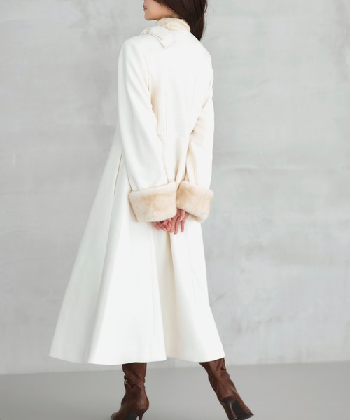 セール】ファーカフス フレアコート ( リボンブローチ 付き