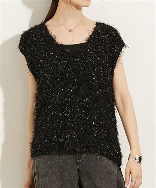 nissen（ニッセン）の「ブラッシュフェザーＶネックベスト（ベスト・レディース・ライトグレー/ブラック・M/L/LL）」の2枚目の写真