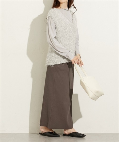 nissen（ニッセン）の「ブラッシュフェザーＶネックベスト（ベスト・レディース・ライトグレー/ブラック・M/L/LL）」の4枚目の写真