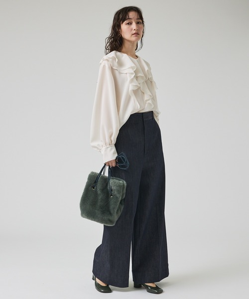 qualite（カリテ）の「ダブルラッフルブラウス/秋服/冬服/オフィスカジュアル（シャツ/ブラウス・レディース・オフホワイト/ワイン・フリー）」の10枚目の写真