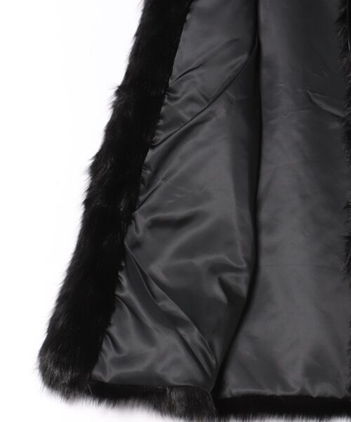 PICCIN PERLA（ピッチンペルラ）の「フェイクファーベスト（ロング）（ベスト・レディース・ブラック/オフホワイト・M）」の3枚目の写真