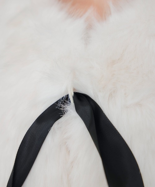 PICCIN PERLA（ピッチンペルラ）の「フェイクファーベスト（ロング）（ベスト・レディース・ブラック/オフホワイト・M）」の12枚目の写真
