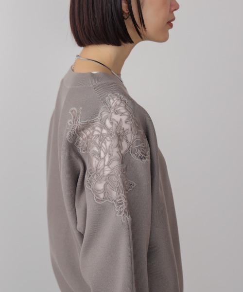 Bou Jeloud（ブージュルード）の「肩レースドルマンニットプルオーバー（ニット/セーター・レディース・ベージュ/ブラック/グレー・FREE）」の17枚目の写真