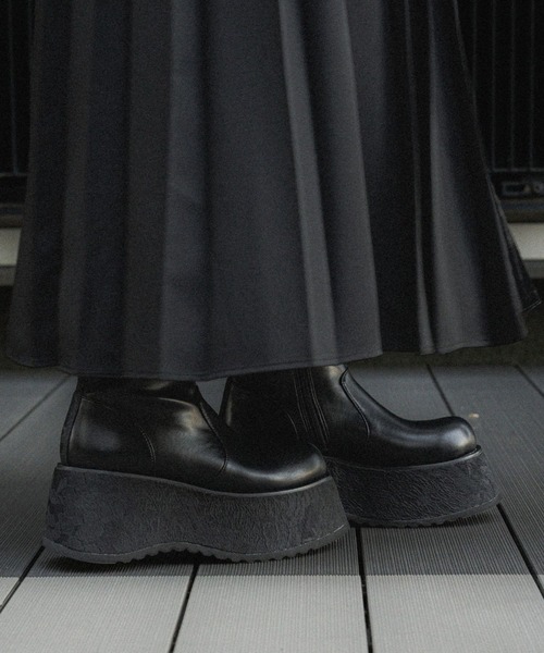 HARE(ハレ)の「ガラソールボリュームブーツ(HARE)(ブーツ・レディース・グリーン/ブラック・MEDIUM/LARGE)」の12枚目の写真