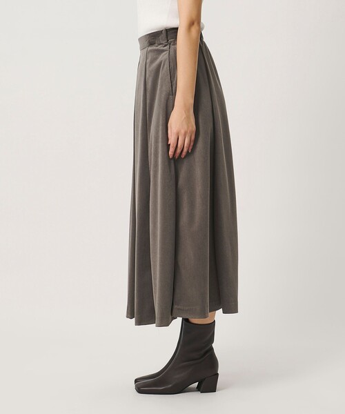 A DAY IN THE LIFE UNITED ARROWS(アデイインザライフユナイテッドアローズ)の「ツイルコーデュロイ フレアスカート <A DAY IN THE LIFE>(スカート・レディース・ネイビー/モカ/ベージュ・38/36)」の7枚目の写真